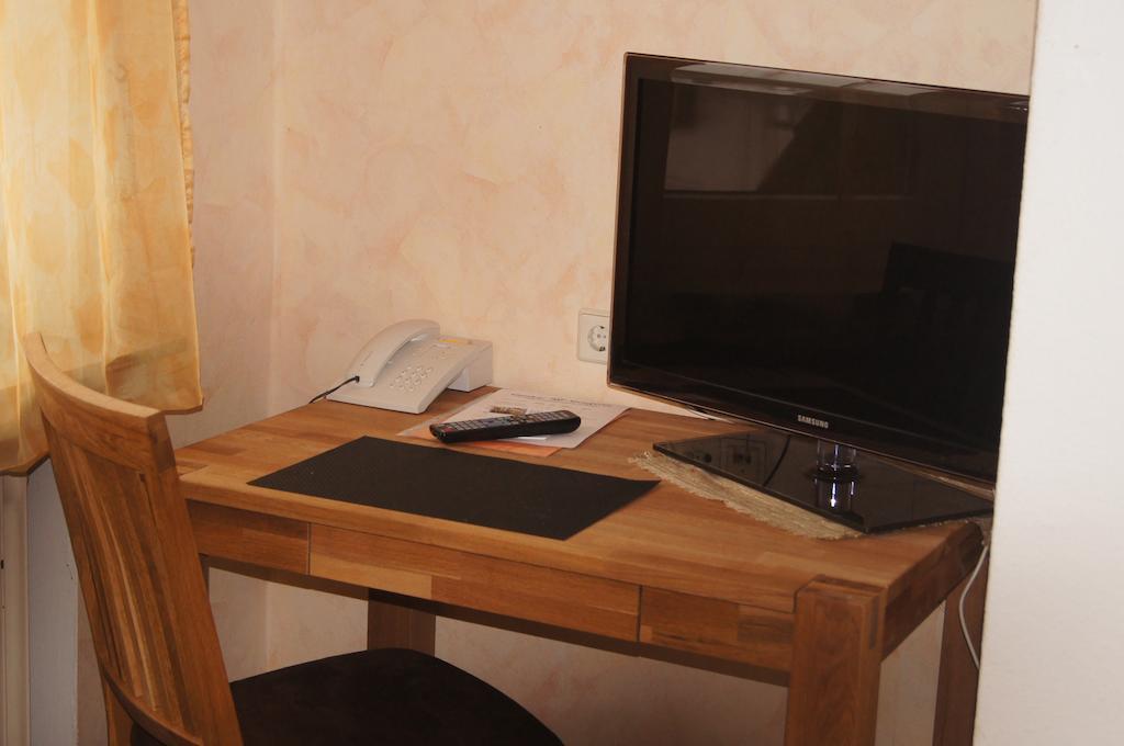 Hotel Krone Neresheim Εξωτερικό φωτογραφία